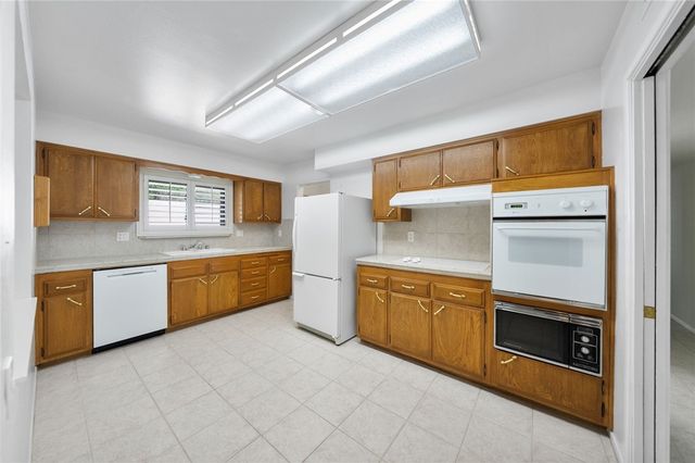 27146 El Rancho, Menifee, CA 92586