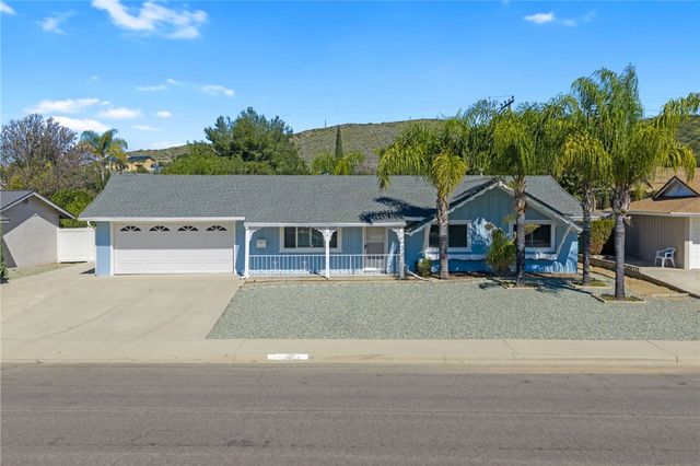 27146 El Rancho, Menifee, CA 92586