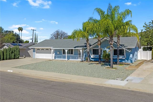 27146 El Rancho, Menifee, CA 92586