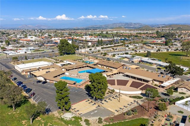 27146 El Rancho, Menifee, CA 92586