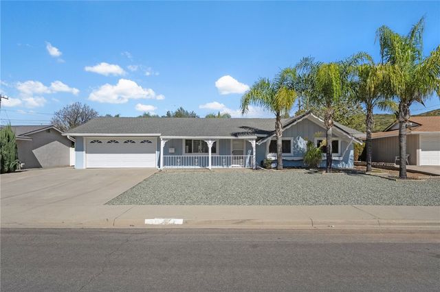 27146 El Rancho, Menifee, CA 92586