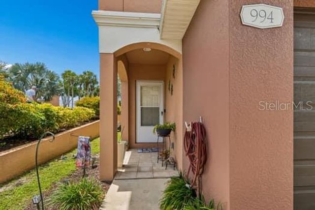994 CELTIC CIRCLE, Tarpon Springs, FL 34689