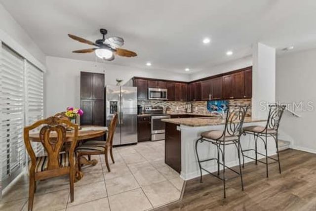 994 CELTIC CIRCLE, Tarpon Springs, FL 34689