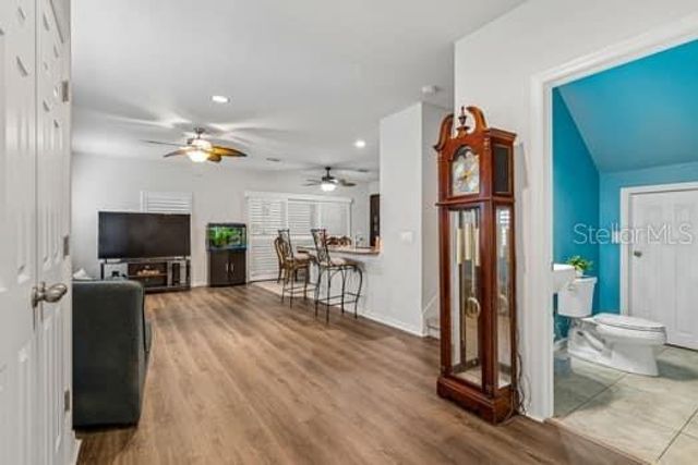994 CELTIC CIRCLE, Tarpon Springs, FL 34689