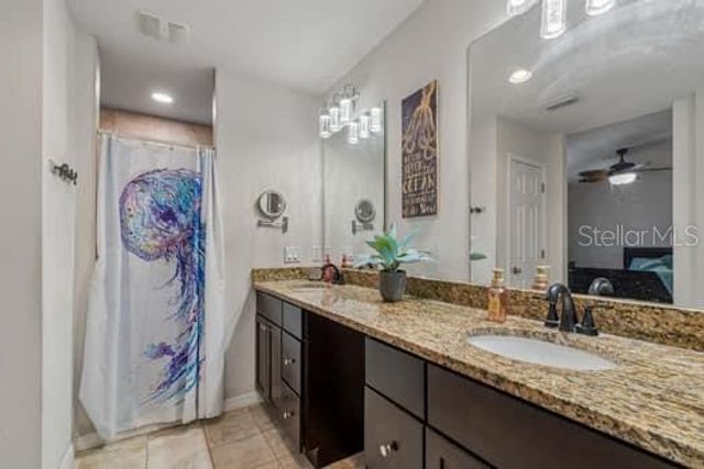 994 CELTIC CIRCLE, Tarpon Springs, FL 34689