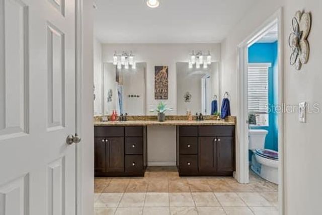 994 CELTIC CIRCLE, Tarpon Springs, FL 34689