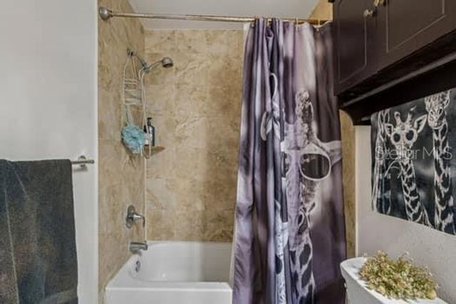 994 CELTIC CIRCLE, Tarpon Springs, FL 34689