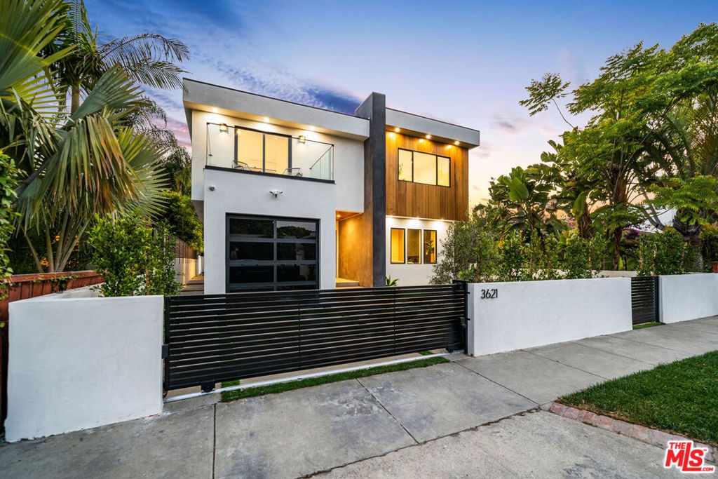 3621 Maplewood Avenue, Los Angeles, CA 90066