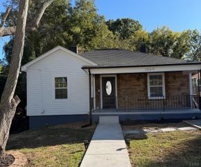 1059 W Broad Street, Danville, VA 24541