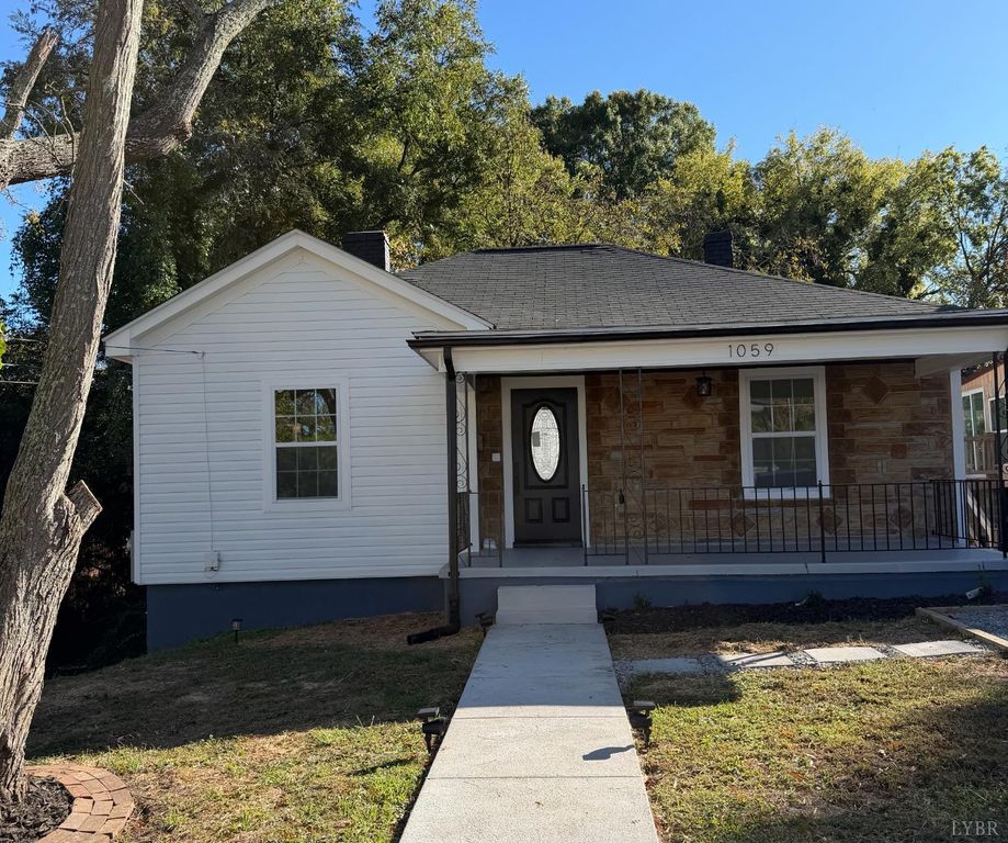 1059 W Broad Street, Danville, VA 24541