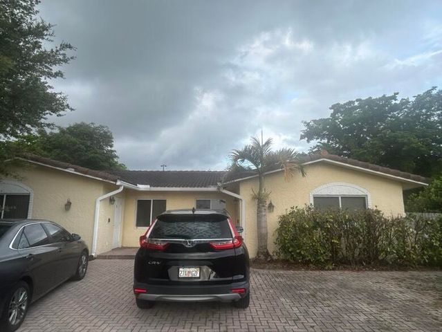 8362 NW 23rd Manor, Coral Springs, FL 33065