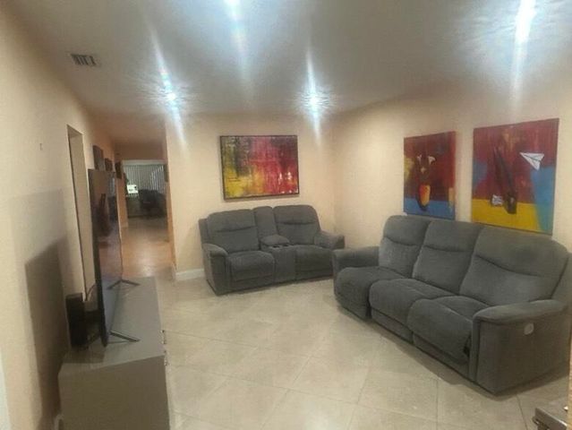 8362 NW 23rd Manor, Coral Springs, FL 33065