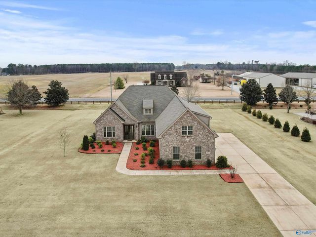 27126 Leeta Lane, Athens, AL 35613