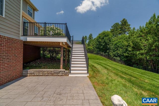 716 BEAR ISLAND PKWY, Zion Crossroads, VA 22942
