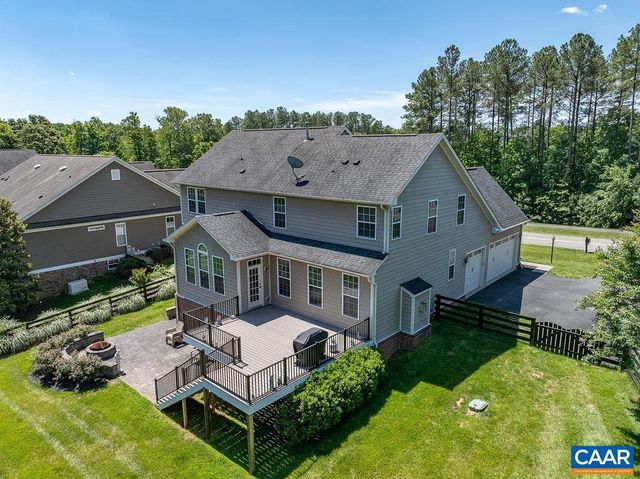 716 BEAR ISLAND PKWY, Zion Crossroads, VA 22942