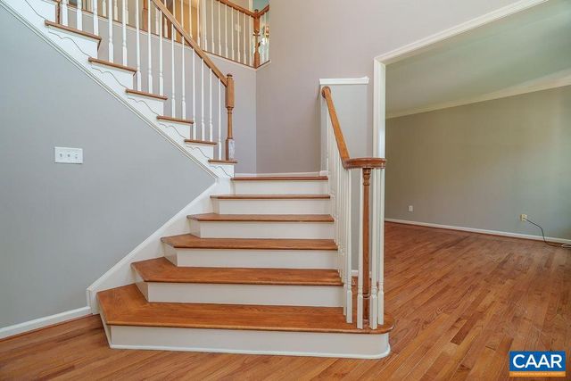 716 BEAR ISLAND PKWY, Zion Crossroads, VA 22942