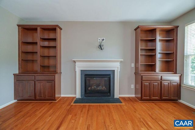 716 BEAR ISLAND PKWY, Zion Crossroads, VA 22942