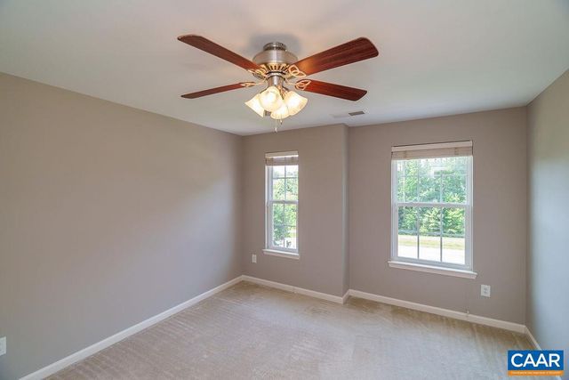 716 BEAR ISLAND PKWY, Zion Crossroads, VA 22942