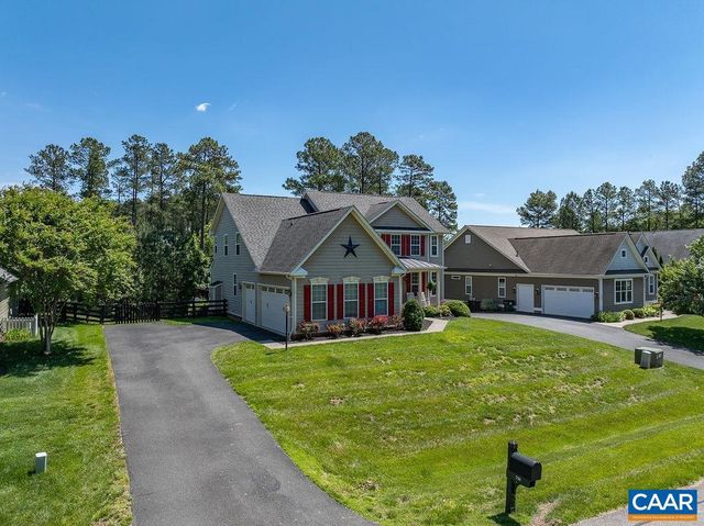 716 BEAR ISLAND PKWY, Zion Crossroads, VA 22942