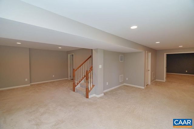 716 BEAR ISLAND PKWY, Zion Crossroads, VA 22942