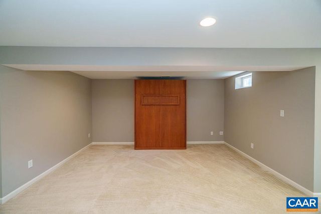 716 BEAR ISLAND PKWY, Zion Crossroads, VA 22942