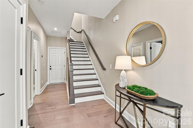 5026 Harrowsmith Lane, Charlotte, NC 28204