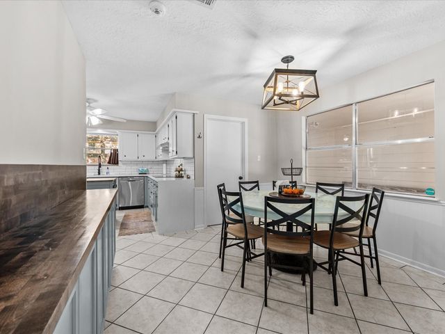 9203 Taidswood Drive, Spring, TX 77379