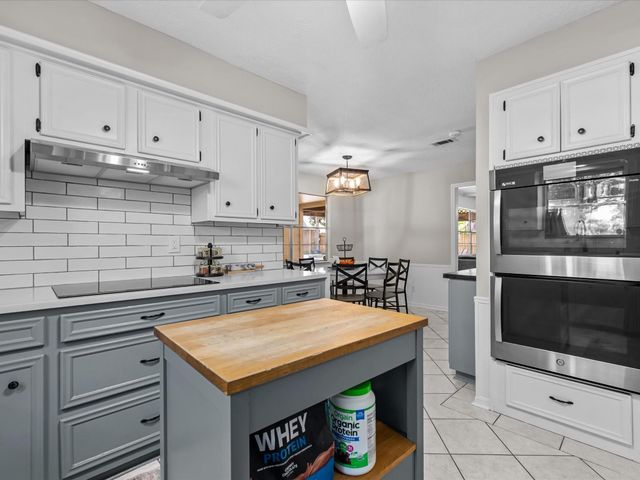 9203 Taidswood Drive, Spring, TX 77379