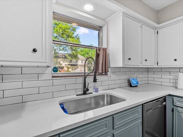 9203 Taidswood Drive, Spring, TX 77379