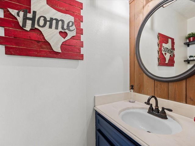 9203 Taidswood Drive, Spring, TX 77379