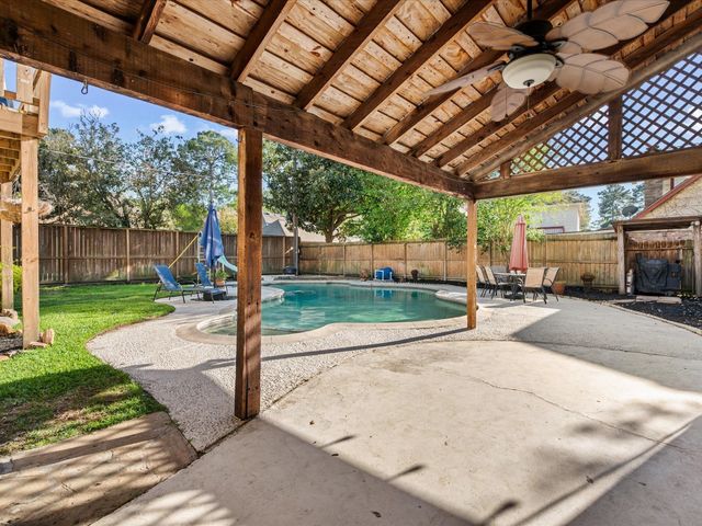 9203 Taidswood Drive, Spring, TX 77379