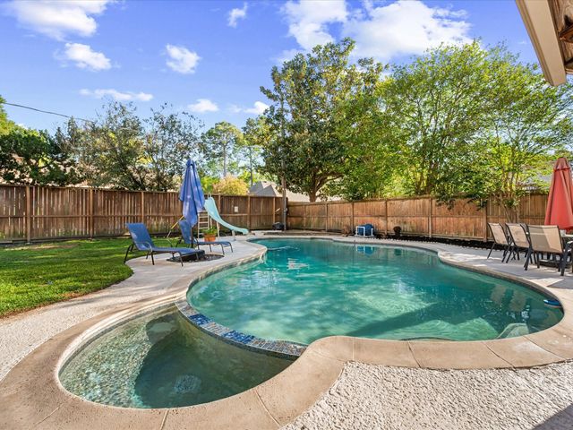 9203 Taidswood Drive, Spring, TX 77379