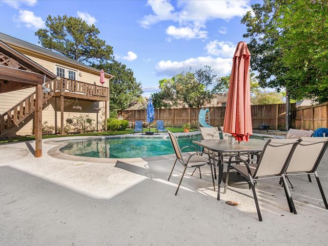 9203 Taidswood Drive, Spring, TX 77379