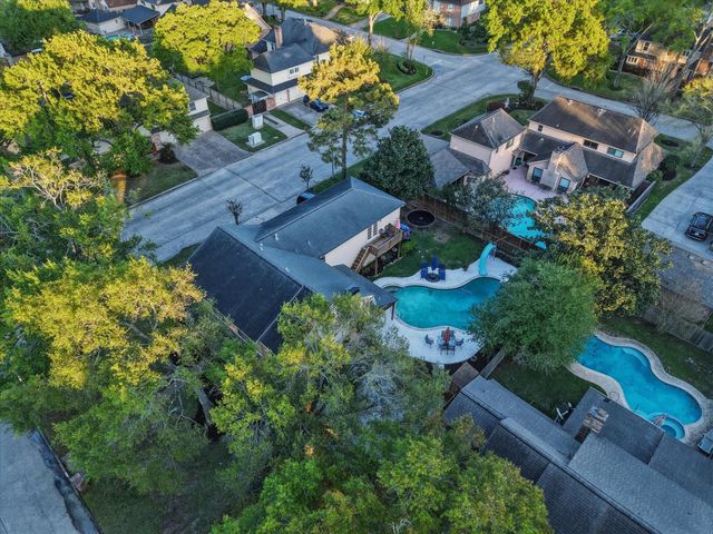 9203 Taidswood Drive, Spring, TX 77379