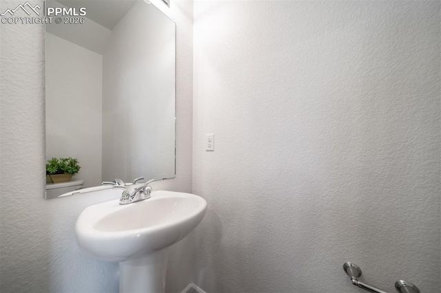 5812 Bowerman Lane, Colorado Springs, CO 80927