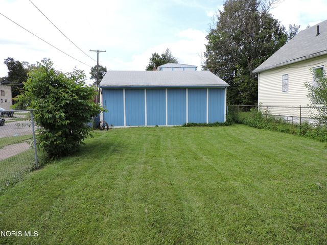 2001 Bakewell Street, Toledo, OH 43605