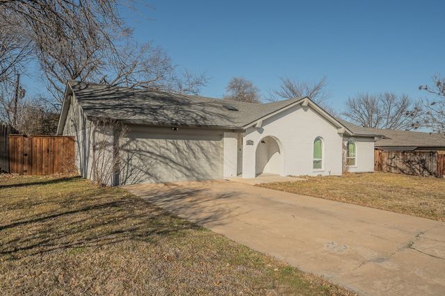 8417 Main Street, North Richland Hills, TX 76182