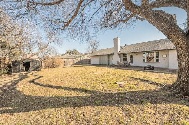 8417 Main Street, North Richland Hills, TX 76182