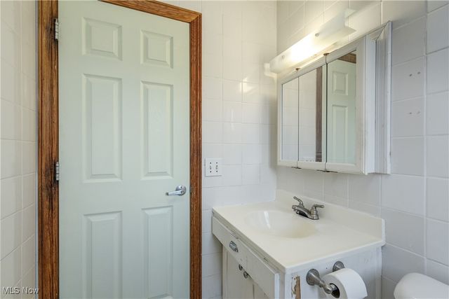 5200 Royalton Road 12A, North Royalton, OH 44133