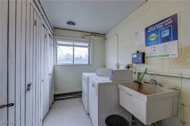 5200 Royalton Road 12A, North Royalton, OH 44133