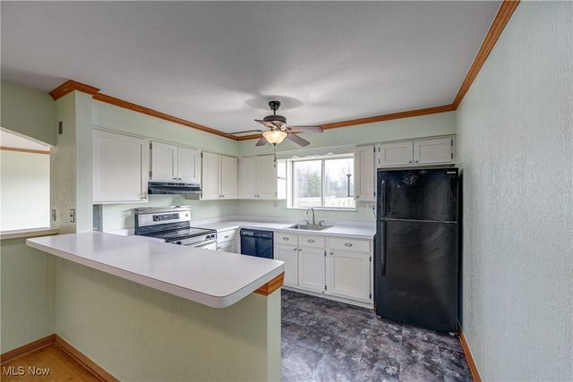 5200 Royalton Road 12A, North Royalton, OH 44133