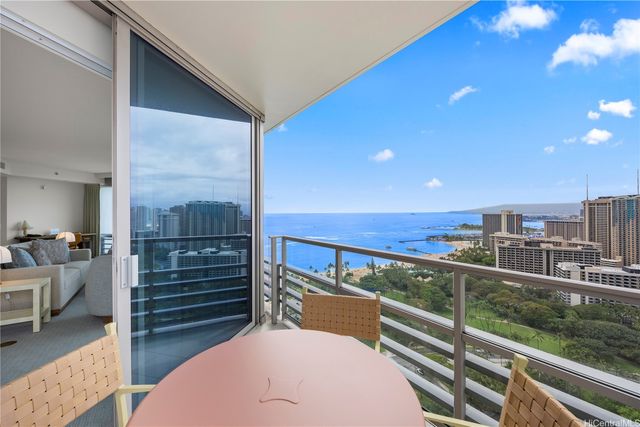 223 Saratoga Road 3401, Honolulu, HI 96815