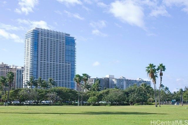 223 Saratoga Road 3401, Honolulu, HI 96815