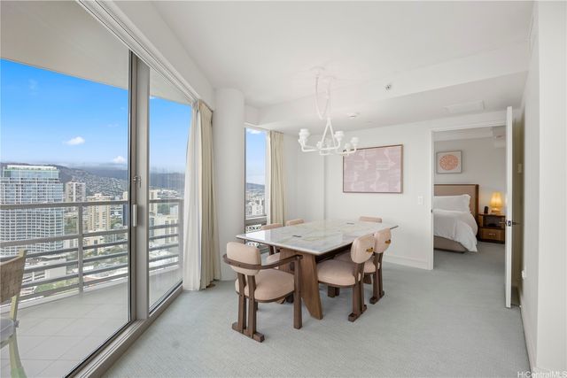 223 Saratoga Road 3401, Honolulu, HI 96815