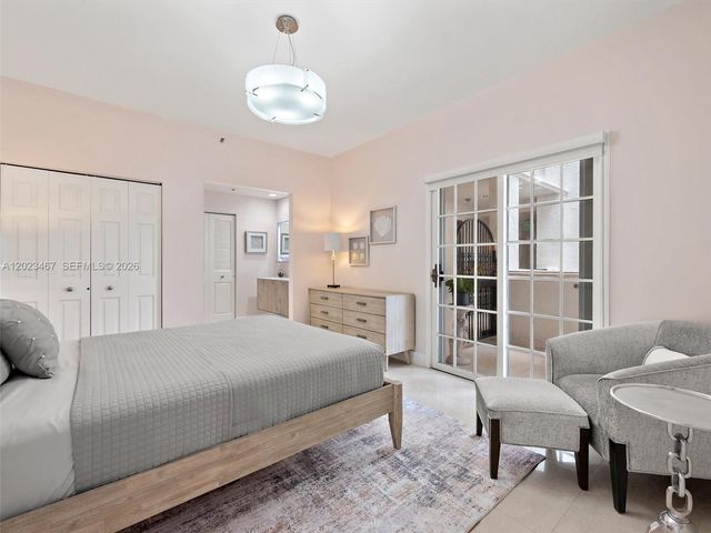 2425 Fisher Island Dr 5205, Miami Beach, FL 33109