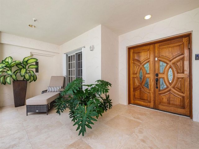 2425 Fisher Island Dr 5205, Miami Beach, FL 33109