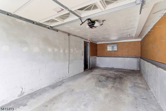 137 Voorhees St, Teaneck Twp., NJ 07666