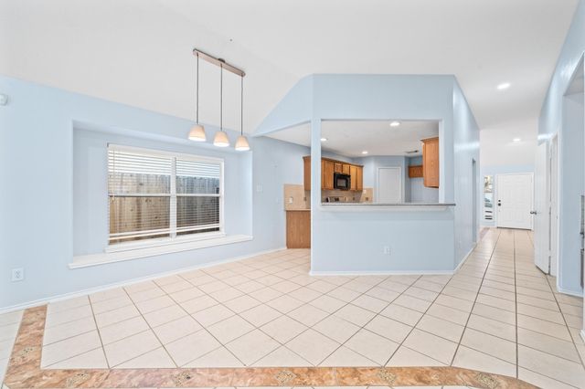 11018 Warath Oak Court, Houston, TX 77065