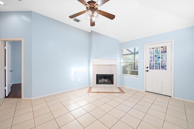 11018 Warath Oak Court, Houston, TX 77065