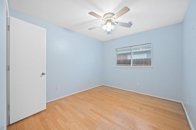 11018 Warath Oak Court, Houston, TX 77065